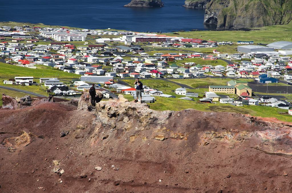 Guesthouse Sunnuhóll Vestmannaøerne Eksteriør billede
